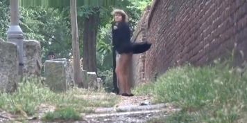 Sexy Stroll 4