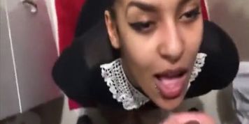 Ebony Red Yeallow Nerd gives a