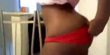 Hot bootylicious black teen dancing and ass shaking