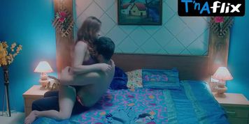 Ankita Dave Bikini Scene  in Chiken Curry