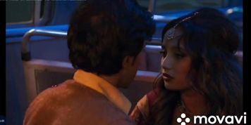 Desi bhabhi in bus