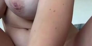M@dy nude