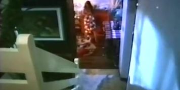 Aya Medel Butt Scene  in Akin Ka Lamang