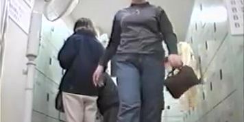 Asian Locker Room Girls 4