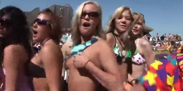 SPRING BREAK BEACH PARTY - Scene 1