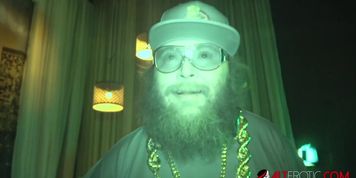 HO HUNTERS  Haunted strip club with Kali Roses (Sascha Ink)