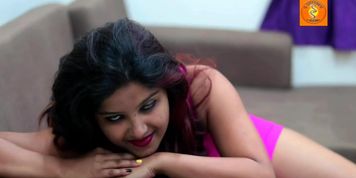 saree model Ruhi