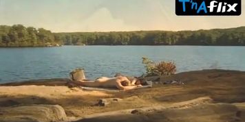 Michelle Trachtenberg Butt Scene  in Beautiful Ohio