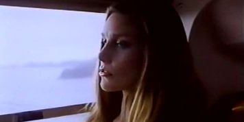 THE CLASSIC PORN - Vintage porn video on the bed (Isis Taylor)