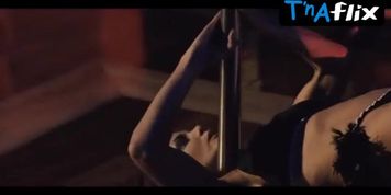 Marcela Giron Butt,  Breasts Scene  in Solteras Indisponibles