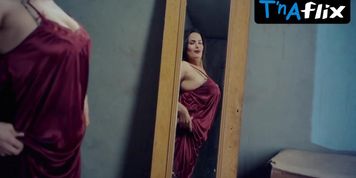 Sama Al Massri Breasts Scene  in Ala Wahda Wa Nos