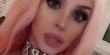 Giantess transgender
