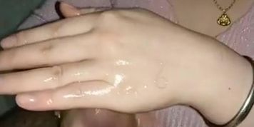 Asian Handjob - Happy Ending