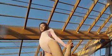 Must watch underwatershow video with Roxalana