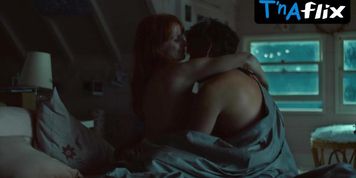 Jessica Chastain Breasts Scene  in Scenes From A Marriage