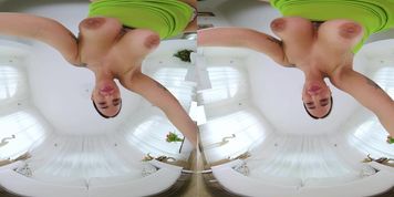 Clau Dia Ba Vel (Claudia Bavel)