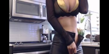 big nipples black chick in kitchen