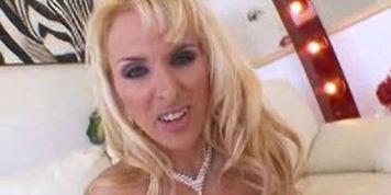 Busty Mom Gets Creampie