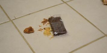 3 Girls Walkover Food