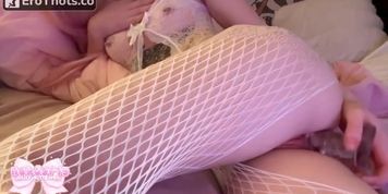 lilykittens glass dildo solo