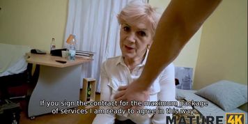 MATURE4K. Bearded man helps mature in stockings satisfy her needs