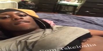 Suckin Tranny Cock In The Trap House 