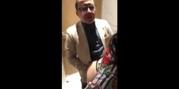 Patr&atilde;o fudendo a funcionaria