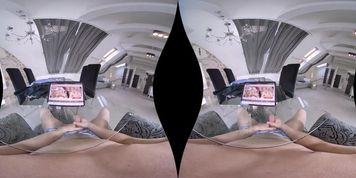 Mature Latina Frida Sante in Virtual Reality POV