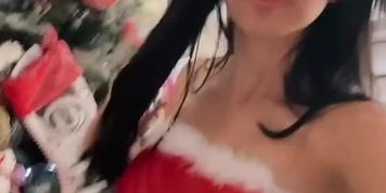 Karol Smith (Katerina Valentova)