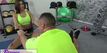 Fitness Rooms Fit brunette has a creampie workout (Jenifer Jane)