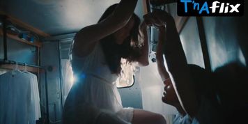Liv Tyler Bush Scene  in The Leftovers