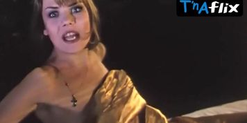 Kseniya Nazarova Sexy Scene  in Lyubov I Drugie Koshmary