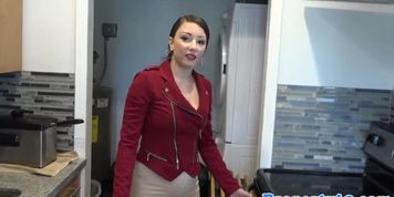 Amateur realtor with booty doggystyled