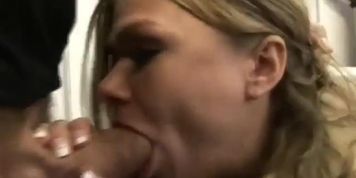 Alisha Laine - Klo Arschficken