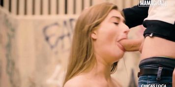 Exhibitionist Chick Sarah Sultry Has Her Latina Twat Pounded Outside - MAMACITAZ
