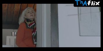 Lu Grimaldi Sexy Scene  in O Amante De Julia