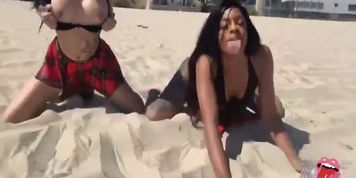 Public Beach Anal Plug Twerk Teaser Ft. Aaliyah Hadid