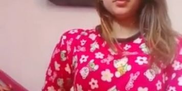Indian College Girl rubbing her pussy