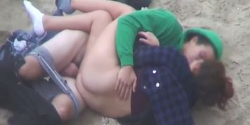 Teen Couple At Beach Have Sex Fun Caught Hidden Camera