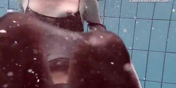 Liza Rachinska hottest gf swimming
