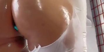 AKAKUMIU WHITE BUNNY WITH A BUTTPLUG