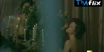 Paola Senatore Breasts,  Bush Scene  in Malombra