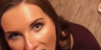 Beautiful homemade brunette girl gets deep penetration ^__^