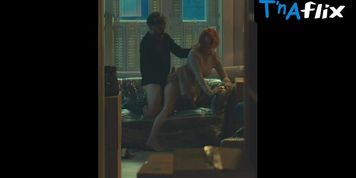 Jessica Chastain Sexy Scene  in Scenes From A Marriage