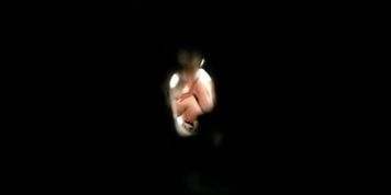 Keyhole versteckt Ausspionieren niedliche kleine Schwester fickt Doggy Voyeur