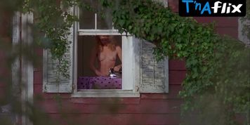 Sarah Trigger Breasts,  Underwear Scene  in Paradise
