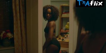 Simona Brown Underwear Scene  in Behind Her Eyes (Norma Joel)