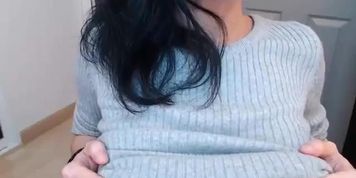 Hot Korean Girl Flashing