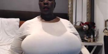 Huge SSBBW ebony showing enormous ass