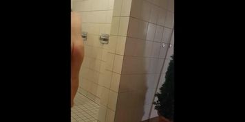 creepin by pool 2